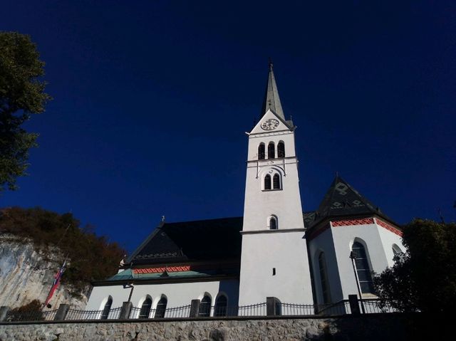 【スロベニア】ブレッド湖に浮かぶ教会⛪