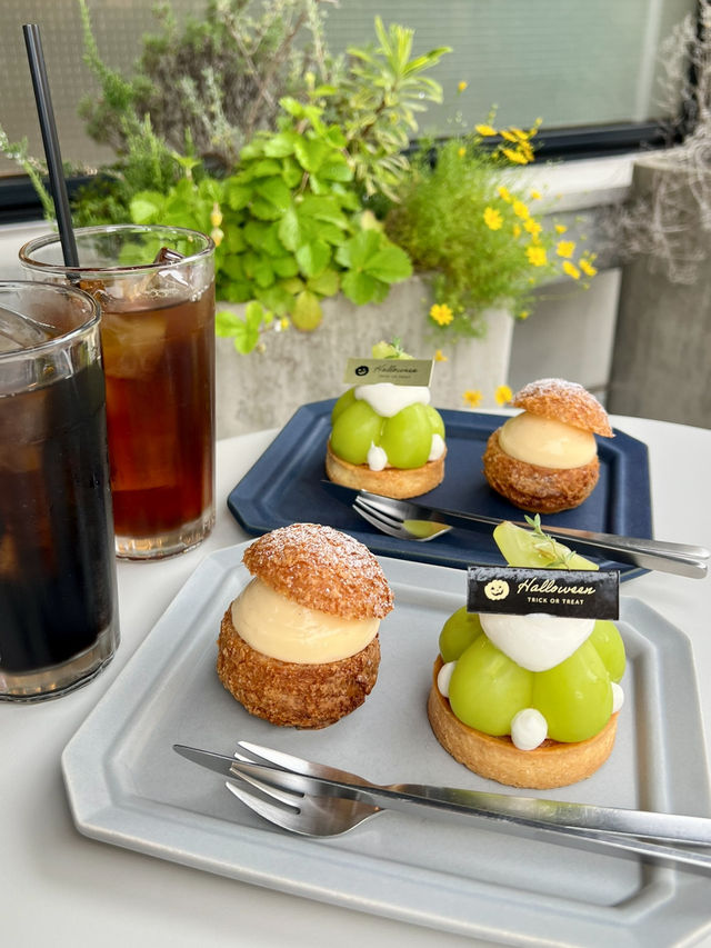 Charming Café Experience at Gallery Syrup Café🍰