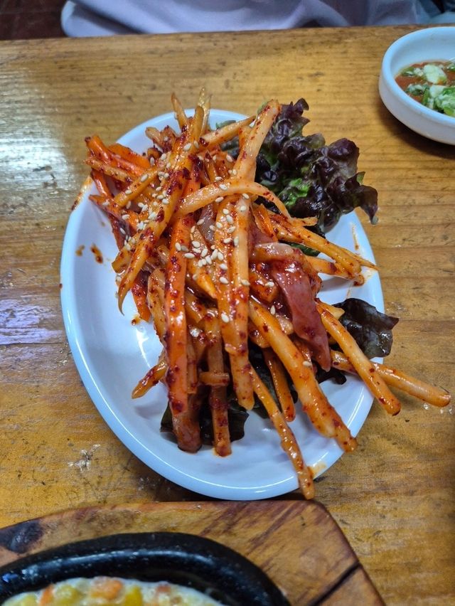 🍣 겨울바다가 제철생선이 한상가득한 금정역 묵호항세꼬시 🍣