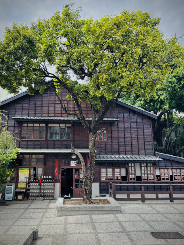台南 🏛️ 吳園的建築之美！✨