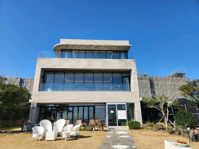 제주 서귀포 법환포구 오션뷰 감성 카페 - 제주 소담 디저트 꽃 카페 추천