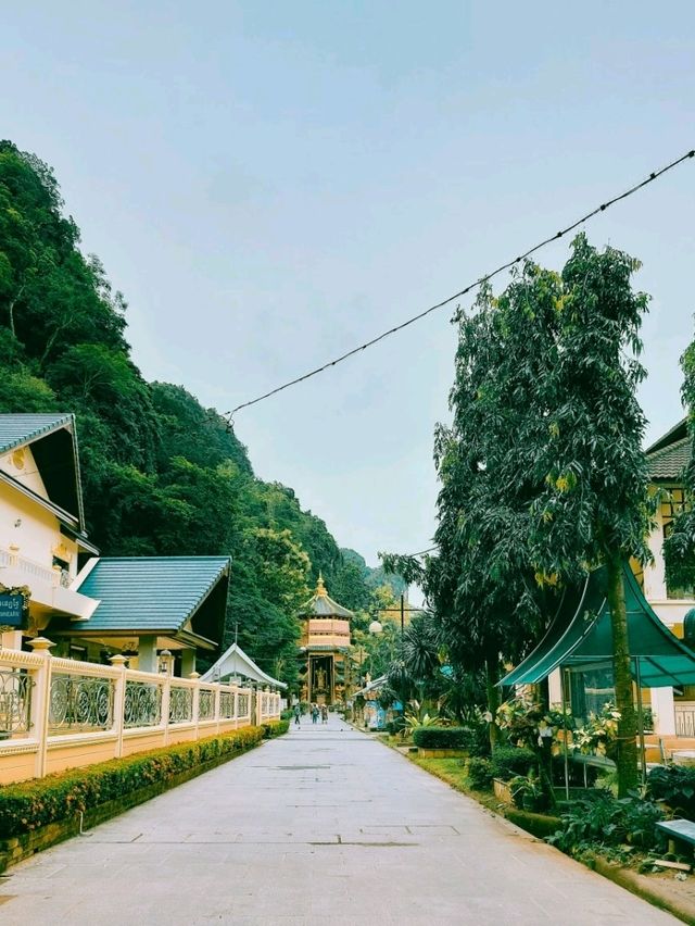 วัดถ้ำเสือ, อำเภอเมือง, กระบี่
