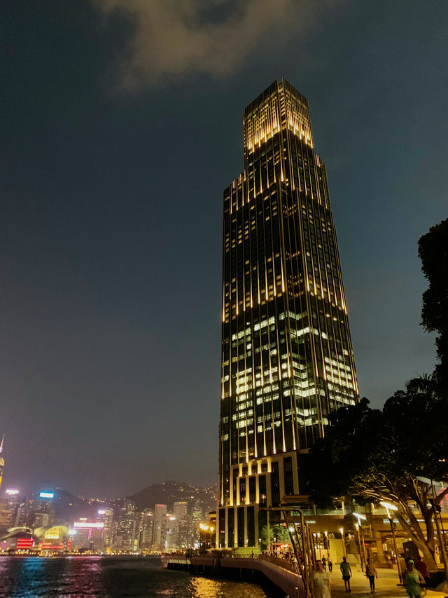 Tsim Sha Tsui Promenade: A Dazzling Harbourfront Night Walk ✨