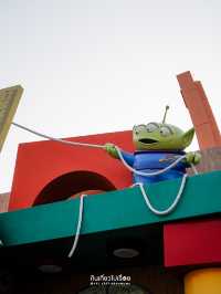 🧸 Toy Story Land เมืองของเล่นที่ใครๆก็ชอบ