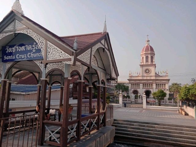 โบสถ์สวย🛕ในชุมชนกุฎีจีน Santa Cruz Church