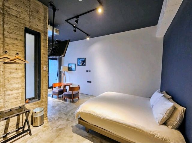 花東小旅行，七星潭泥作輕旅，文青工業風的海景旅店
