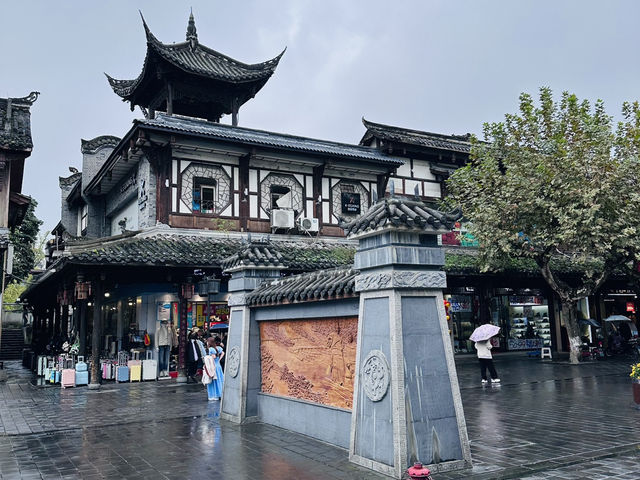 เมืองโบราณที่ไม่ได้ไกลจากเฉิงตู- Dujiangyan