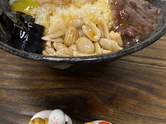 高雄鹽埕區（就是愛豆花）幸福九宮格豆花.種類豐富.非吃不可