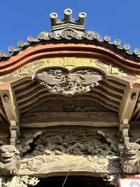 【千葉】続く参道に並ぶ灯篭 が美しい景観