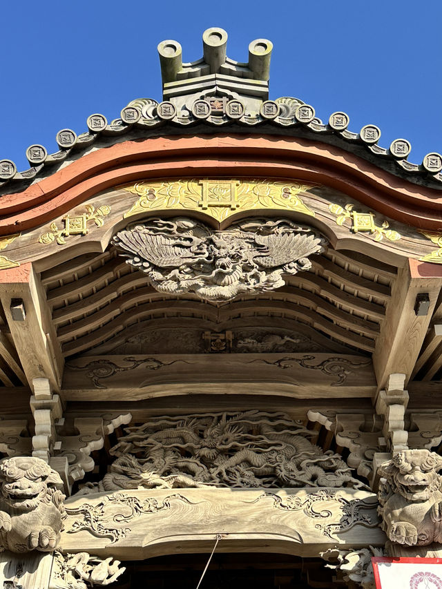 【千葉】続く参道に並ぶ灯篭 が美しい景観