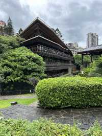 Green library in Taipei: prettiest library!