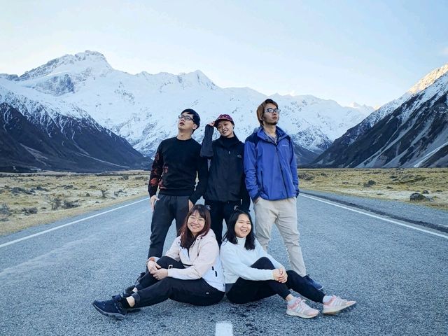 Don’t Miss This Must-Hike in NZ: Hooker Valley at Mount Cook🏔