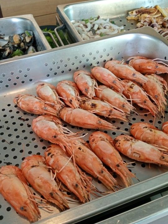 ชมวิวมุมสูงกรุงเทพ พร้อมบุปเฟ่ต์อร่อยๆ 