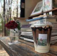 แต้มสุข coffee & folk