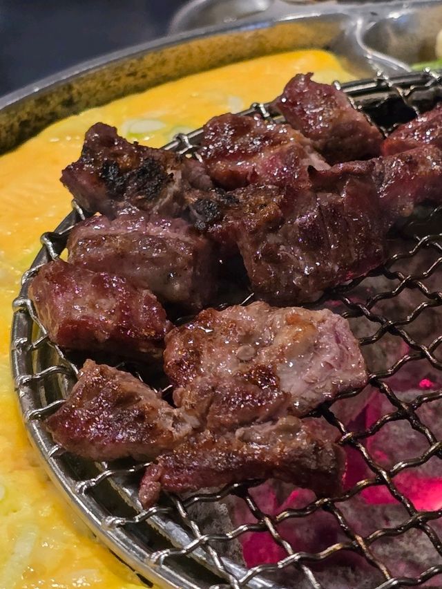 名不虛傳的釜山招牌：炭火烤肉🔥 + 爐邊蒸蛋🍳
