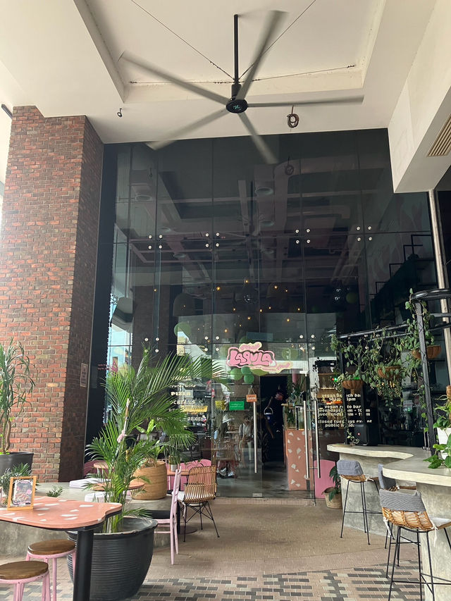 【Vegan Cafe】マレーシア ビーガン 可愛いカフェ