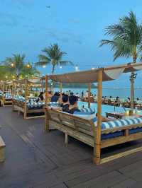 Chill Evening at Stella Seaside Lounge