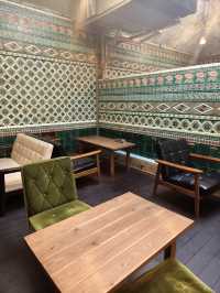 京都100年歷史澡堂改建而成的cafe