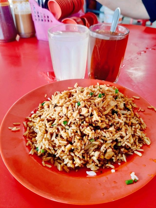 🔥爽爽炒饭: Segamat’s Best-Kept Secret for Teochew Wok Mastery