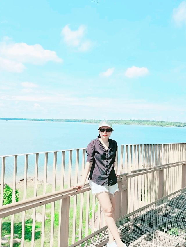 ที่เที่ยวอุบลราชธานี "เขื่อนสิรินธร"