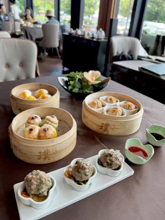 Creative Dim Sum and Chinese Cuisine in West Kowloon Cultural District🫖