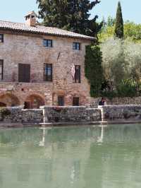 イタリア　トスカーナの小さな街　Bagno Vignoni