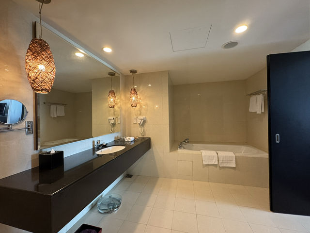 Pullman Kuching: A Diamond Upgrade Shines Through the Dust!