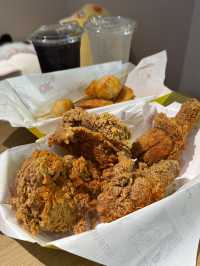 This 3-Storey Fried Chicken Spot at Bugis Is a Must-Try for Taiwanese Street Food Lovers