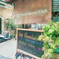 Morning Slowdown: A Breakfast Escape at The Hanoi Social Club