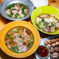 ทีเด็ดก๋วยเตี๋ยวเนื้อโกเบ เนื้อน่องลาย 