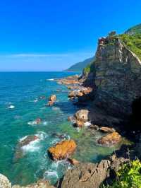 Luzui Mountain Villa: Shenzhen's Cliffside Sanctuary