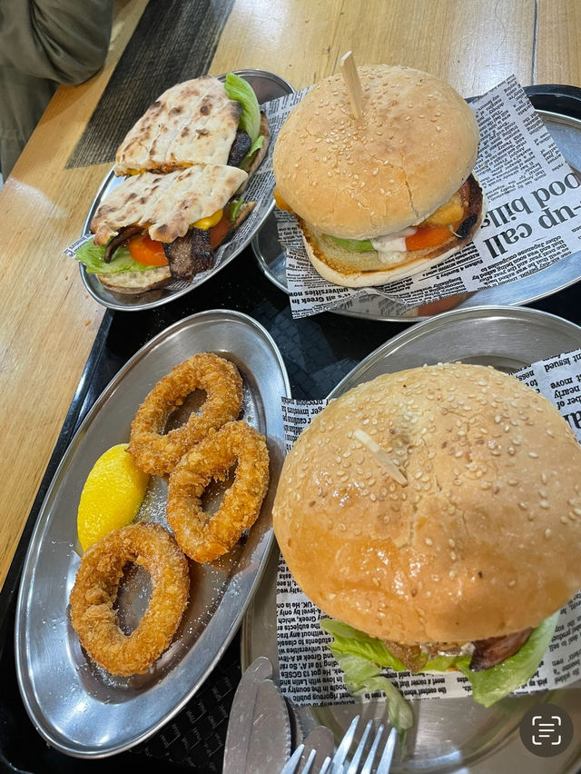 阿波羅灣George's餐廳的海洋風味盛宴