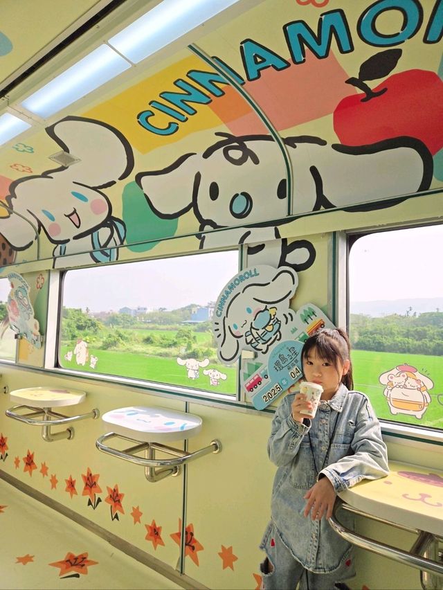 台湾周遊 サンリオ電車