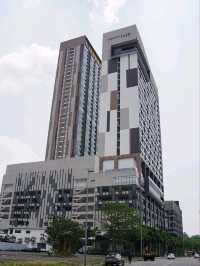 “Courtyard by the Strait – Melaka’s Modern Riverside Retreat”