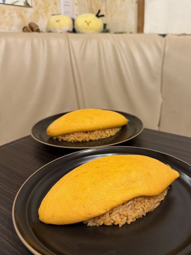 【東京観光】˗ˏˋ 食べると幸せ訪れる⁈とろふわオムライス🐣ˎˊ˗