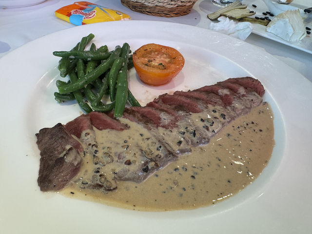 A French Farewell: Khéma Restaurant Pasteur, Phnom Penh
