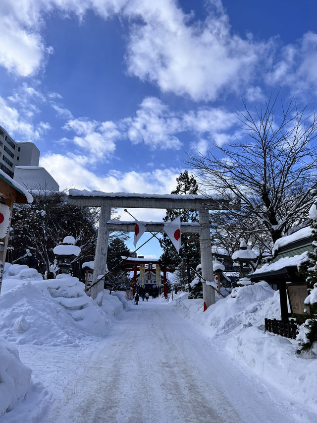 📍青森善知鳥神社｜雪國裡的紅色信仰之路
