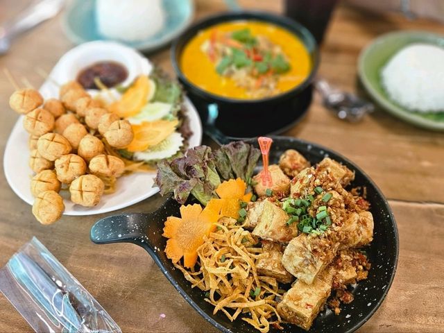 ตามธรรมชาติ Cafe' and Farm