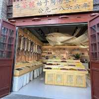 Kunming in 4 Days: Streets to Stone Peak