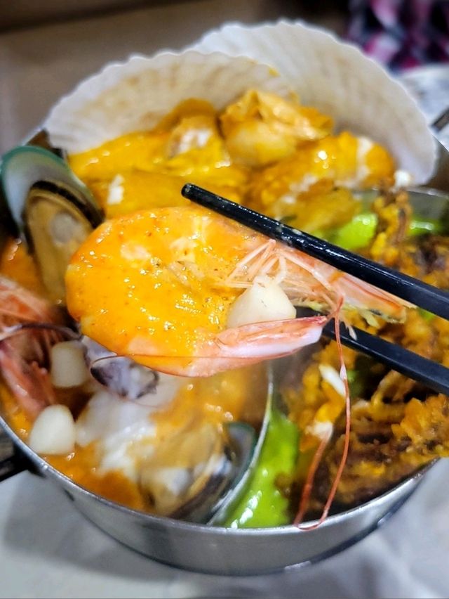 泰式地道熱潮🔥海鮮媽媽麵❤️正宗泰國菜