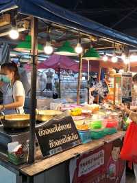 ตลาดโต้รุ่ง หัวหิน - Hua Hin Night Market 