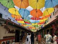 【グアタペの街並み｜Guatapé – Pueblo de Zócalos】
