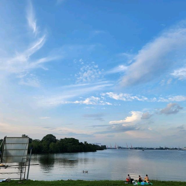 Yishun Dam Sunset Spot (Free & peaceful)