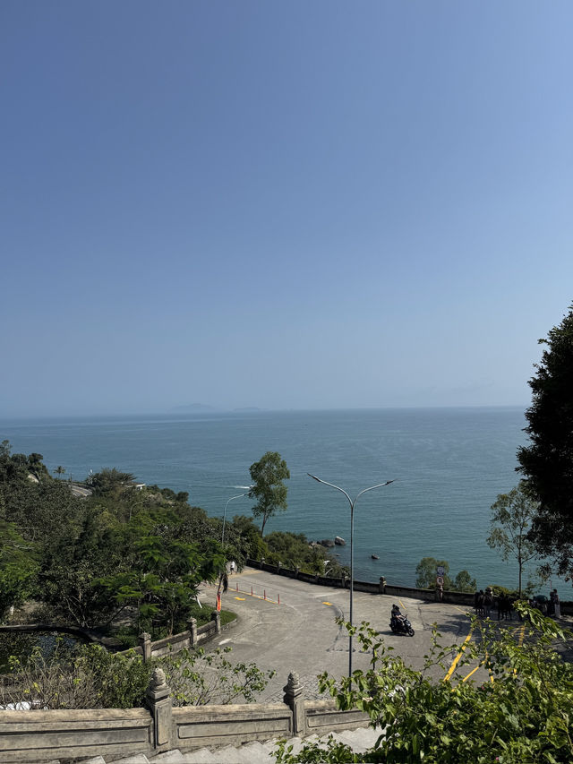 🌿 Linh Ung Pagoda – Da Nang’s spiritual sanctuary