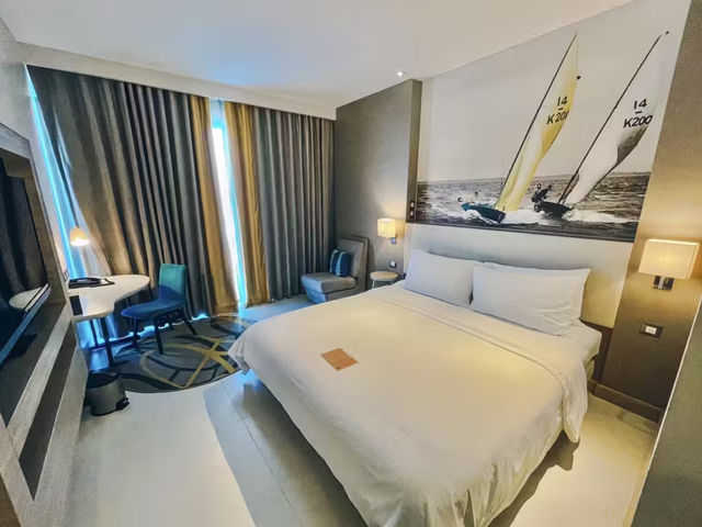 Mercure Pattaya Ocean Resort โรงแรมสวนน้ำพัทยา