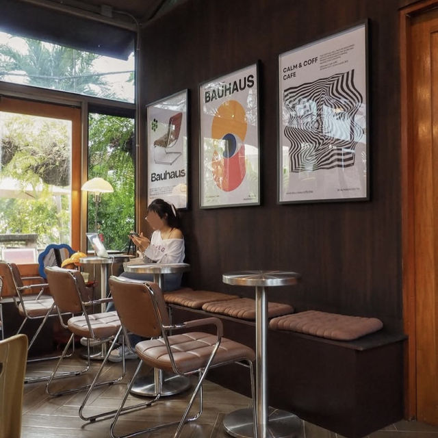 Calm and Coff Cafe – พระราม 9 