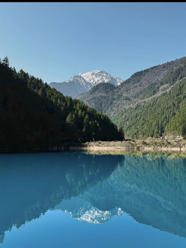 Jiuzhaigou for the first time. 🩵