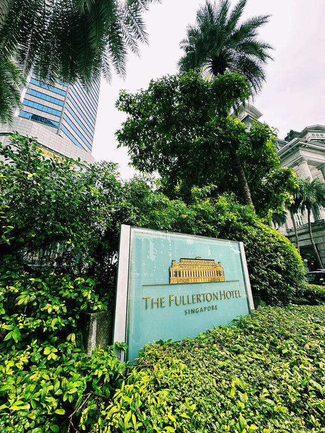 Grandeur Reimagined – Stepping Into Heritage at The Fullerton Hotel Lobby ✨