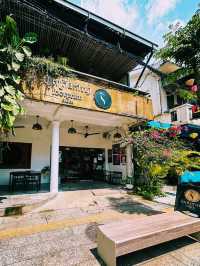 柬埔寨暹羅著名網紅景點咖啡店：Footprint cafe Siem Reap，適合打卡拍照📸