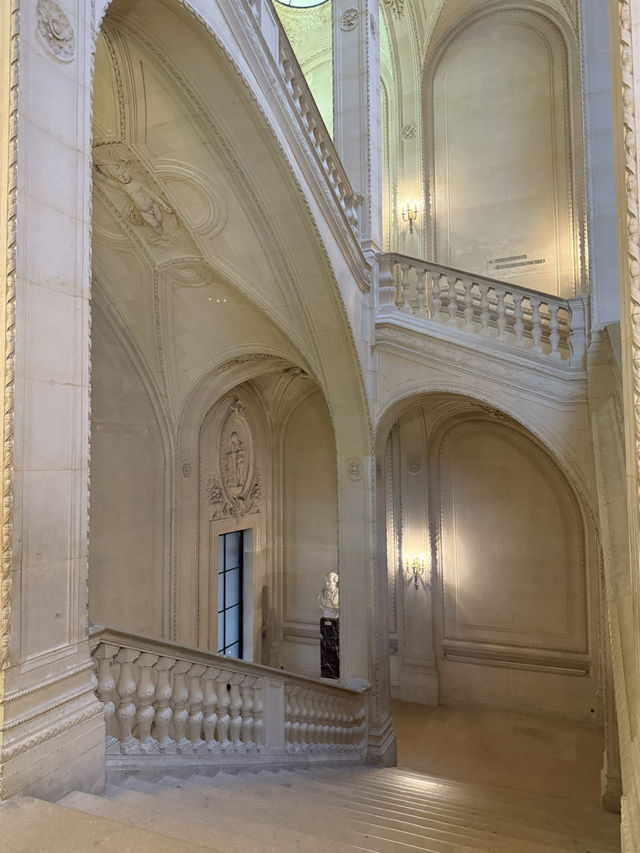 法國巴黎/人生必去的一座博物館/羅浮宮Louvre